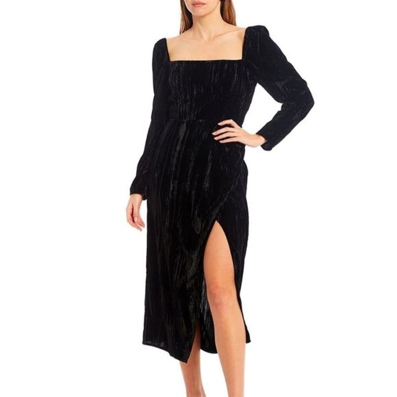 WAYF black puff long sleeve square neckline crushed velvet dress size medium - Picture 1 of 15